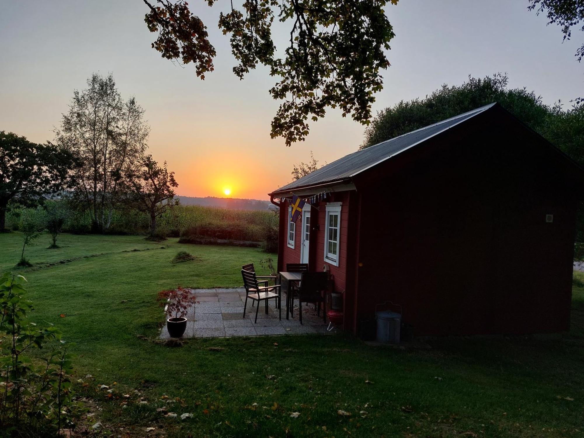 Stuga Gasstorp Hova Bagian luar foto